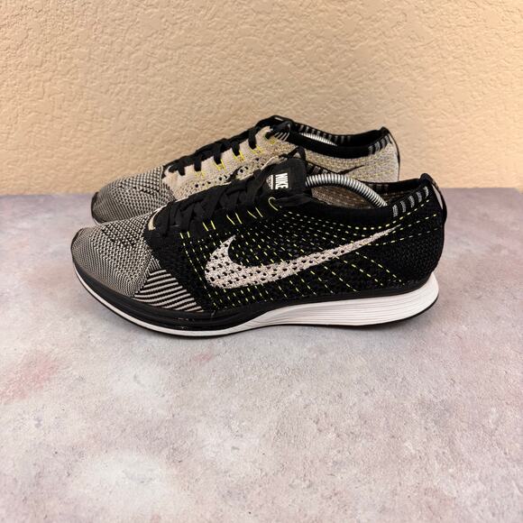 Nike Flyknit Racer 526628-011 Men's 9 Running Shoes Black White Volt Sneakers - Picture 15 of 16